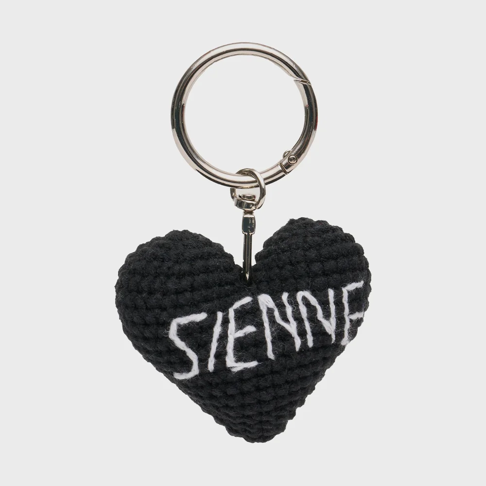 Sienne Heart Charm (Black)