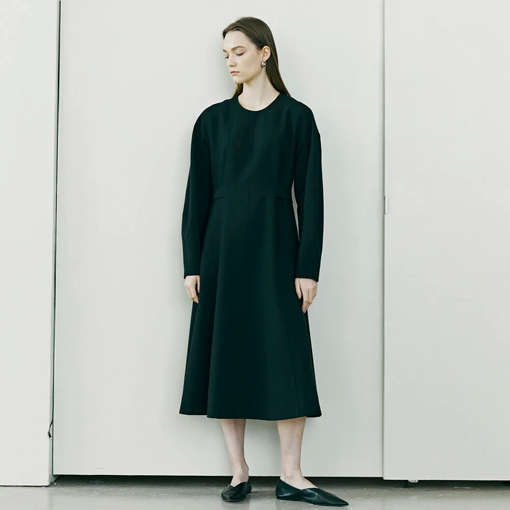 Curved Sleeve Flare Dress - Black
