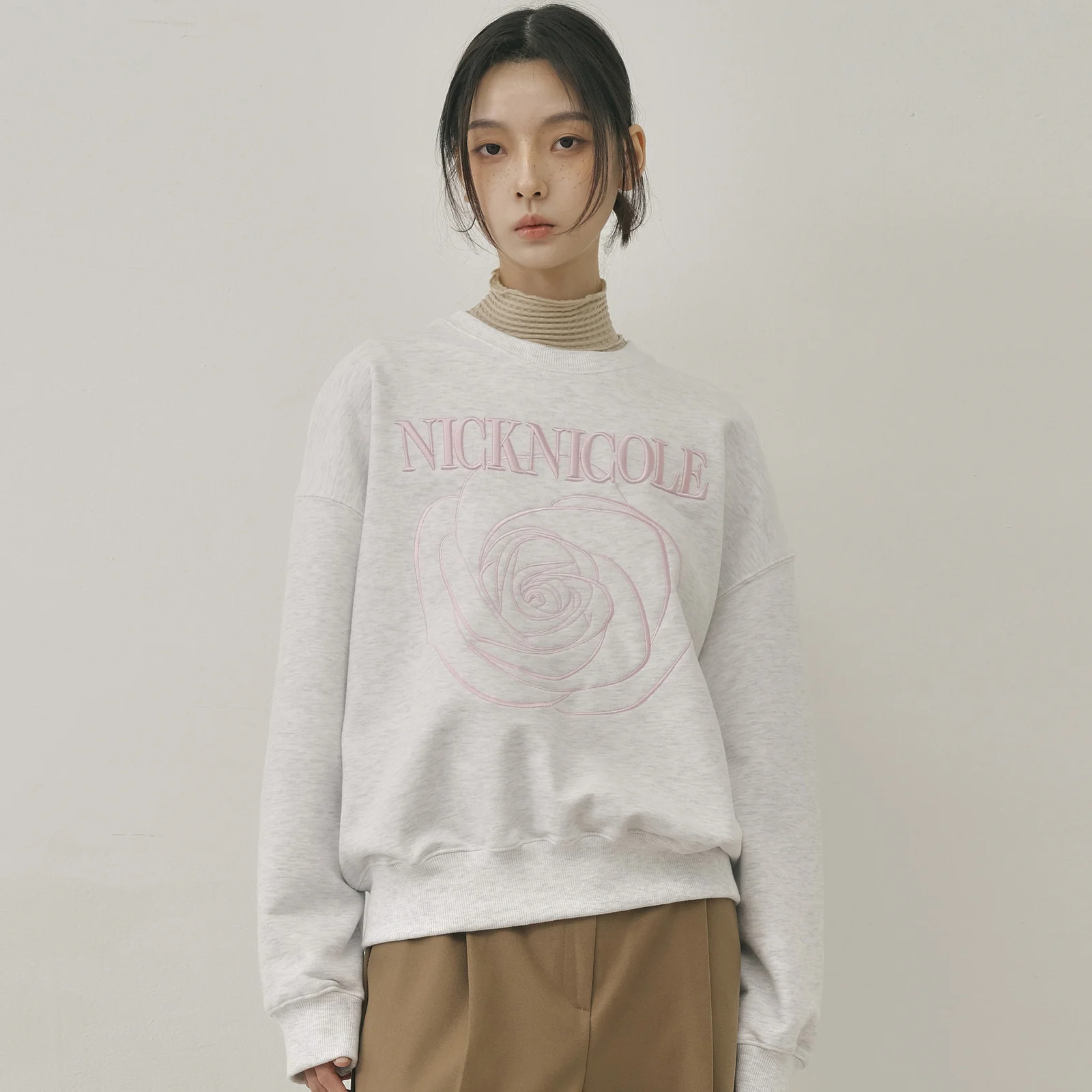 VOLUME NICOLE ROSE SWEATSHIRT_MELANGE LIGHT PINK