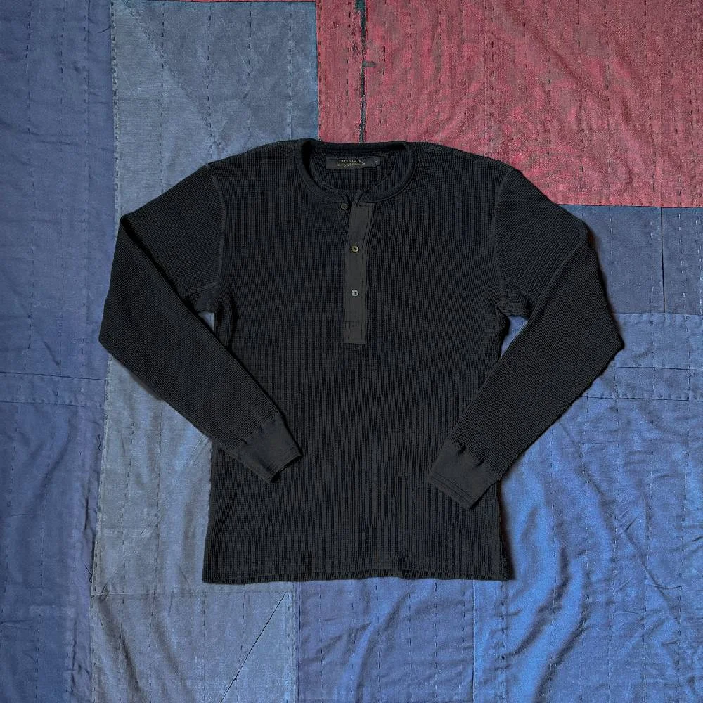 WAFFLE HENLEY INNER SHIRTS (BLACK)