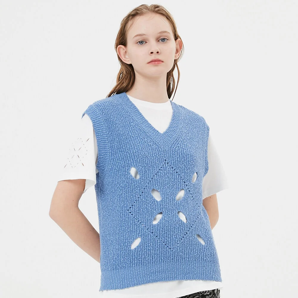 Eclipse Argyle Hole Knit Vest / Dusty Blue