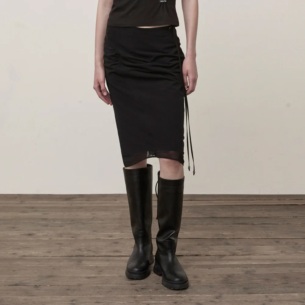 LAYERED STRING MIDI SKIRT IN BLACK
