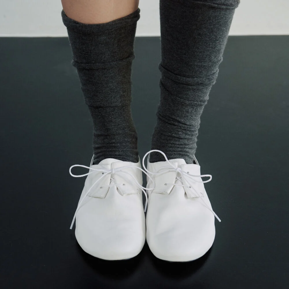 CLASSIC DERBY SHOES (PORCELAIN WHITE)