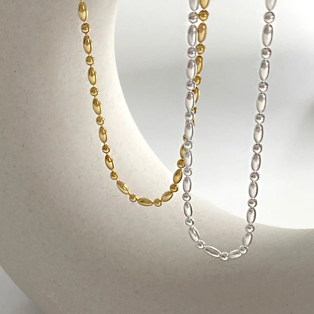 Kim Jieun 著用 Layered Mini Ball Necklace