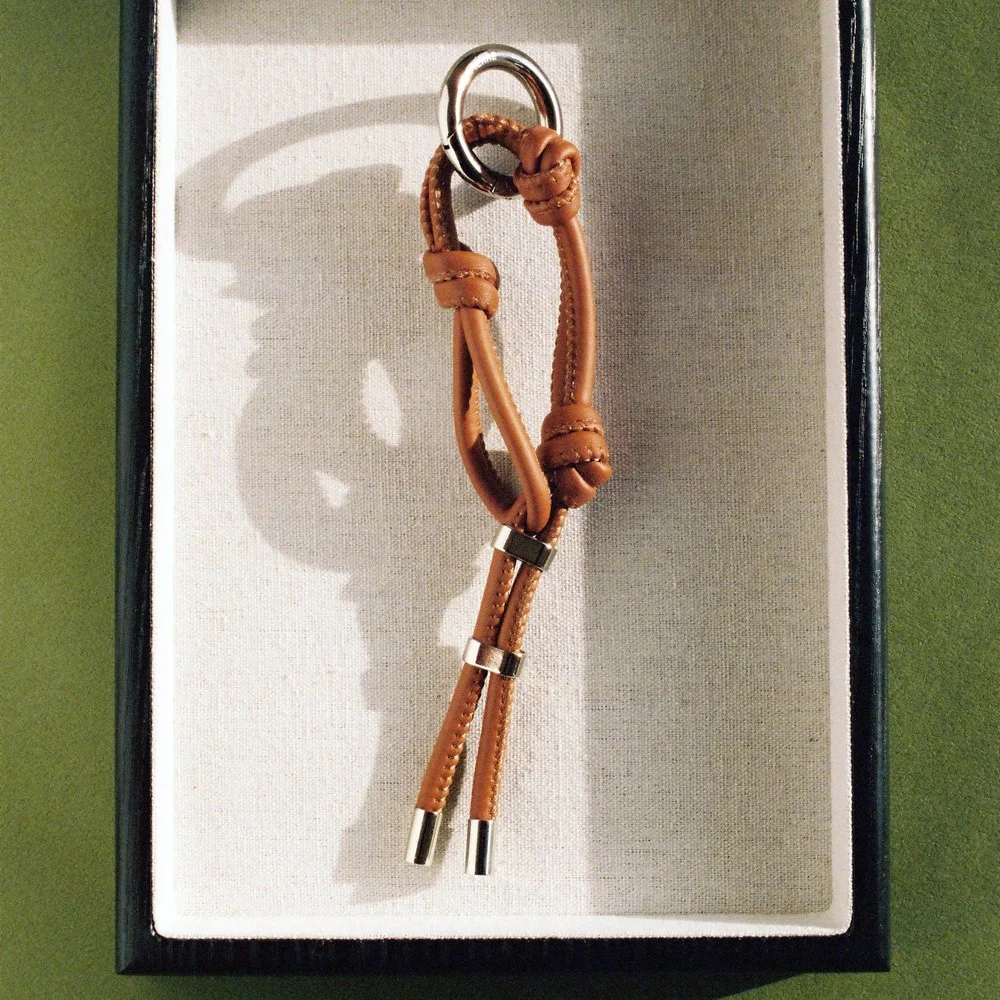 BROWN MATT LEATHER KEYRING