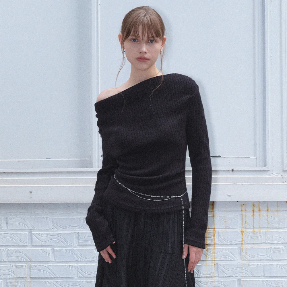 MIRA WOOL SHIRRING TOP_BLACK