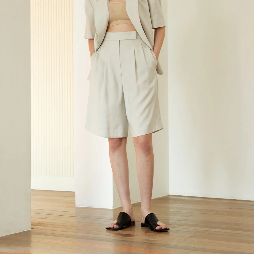 Novela bermuda pant _dove _brown _black