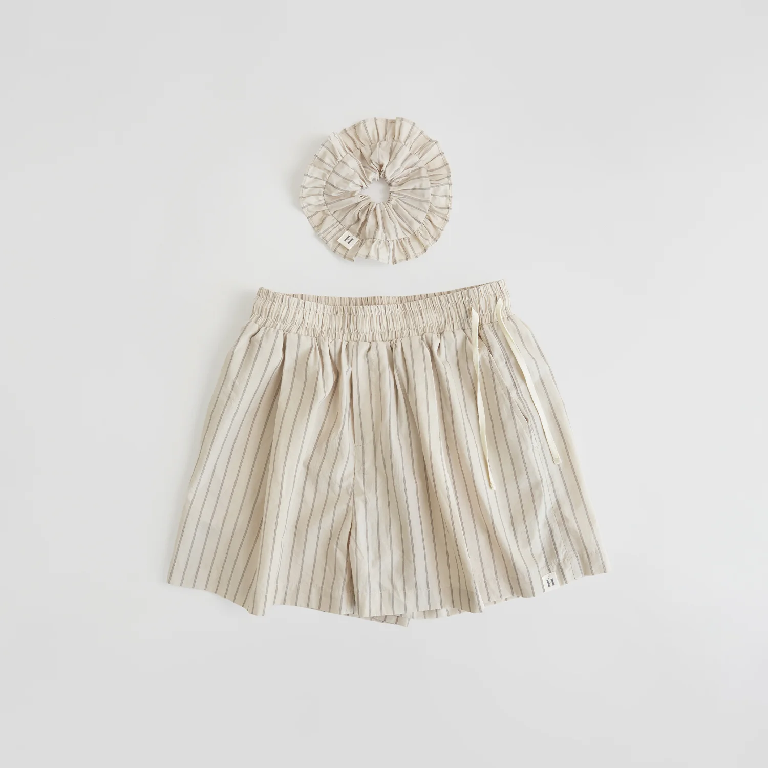舒適 百慕達 褲子_Beige Stripe