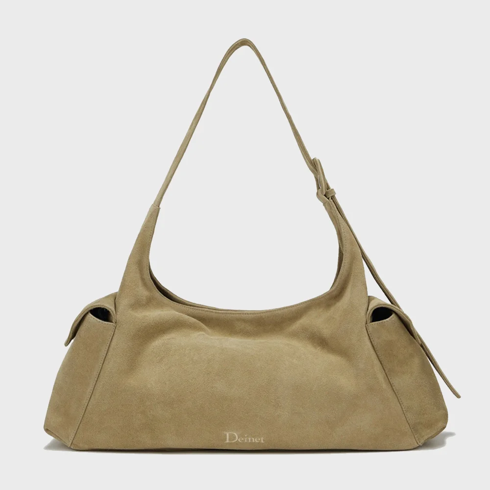 DEINET SUEDE BUCKLE BAG IN BEIGE