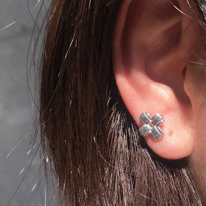 LAYERED CROSS EARRINGS