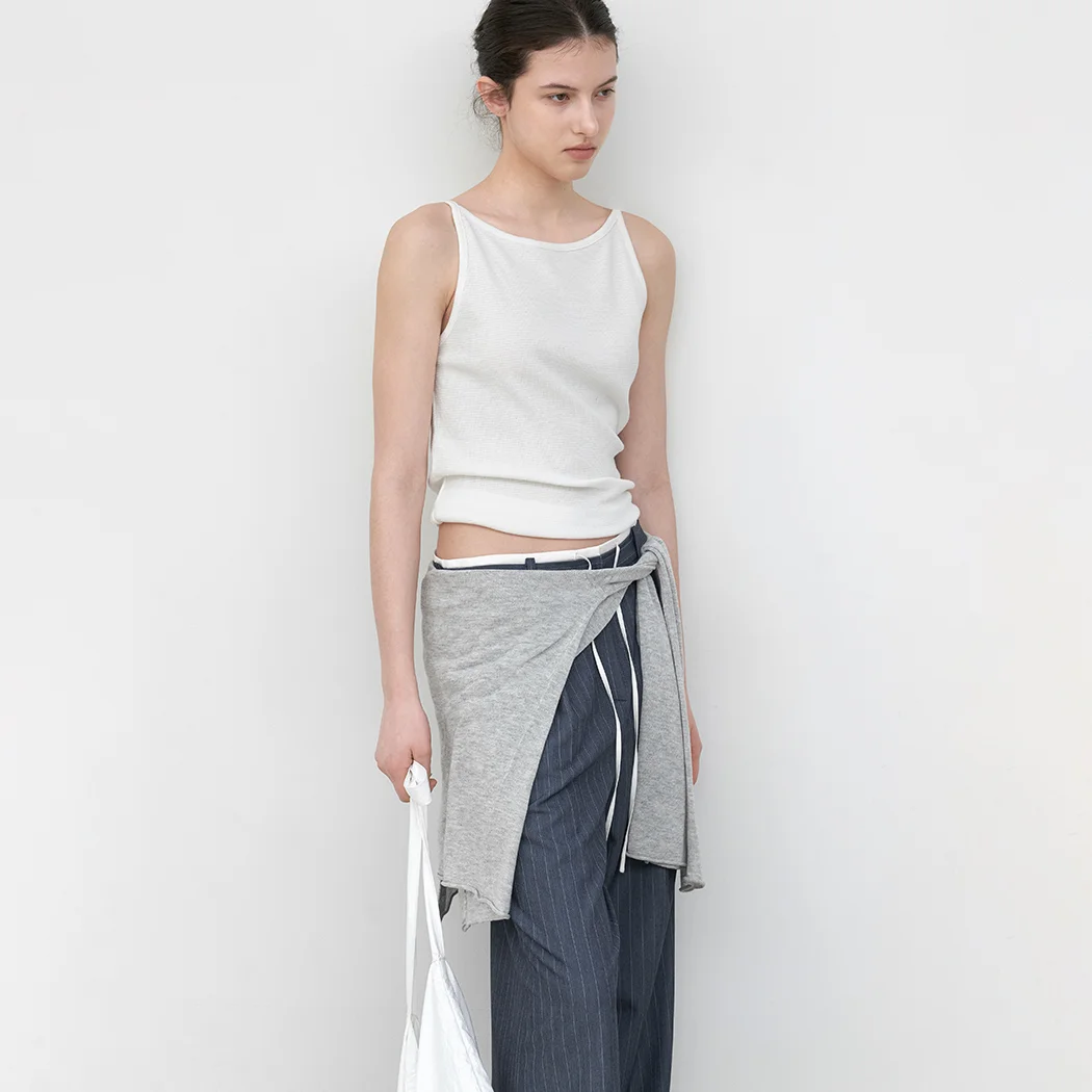 ESSENTIAL SOLID SLEEVELESS TEE (Z-T-6930)