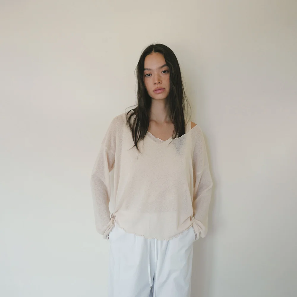 Flow V-Neck Knit (Cream)