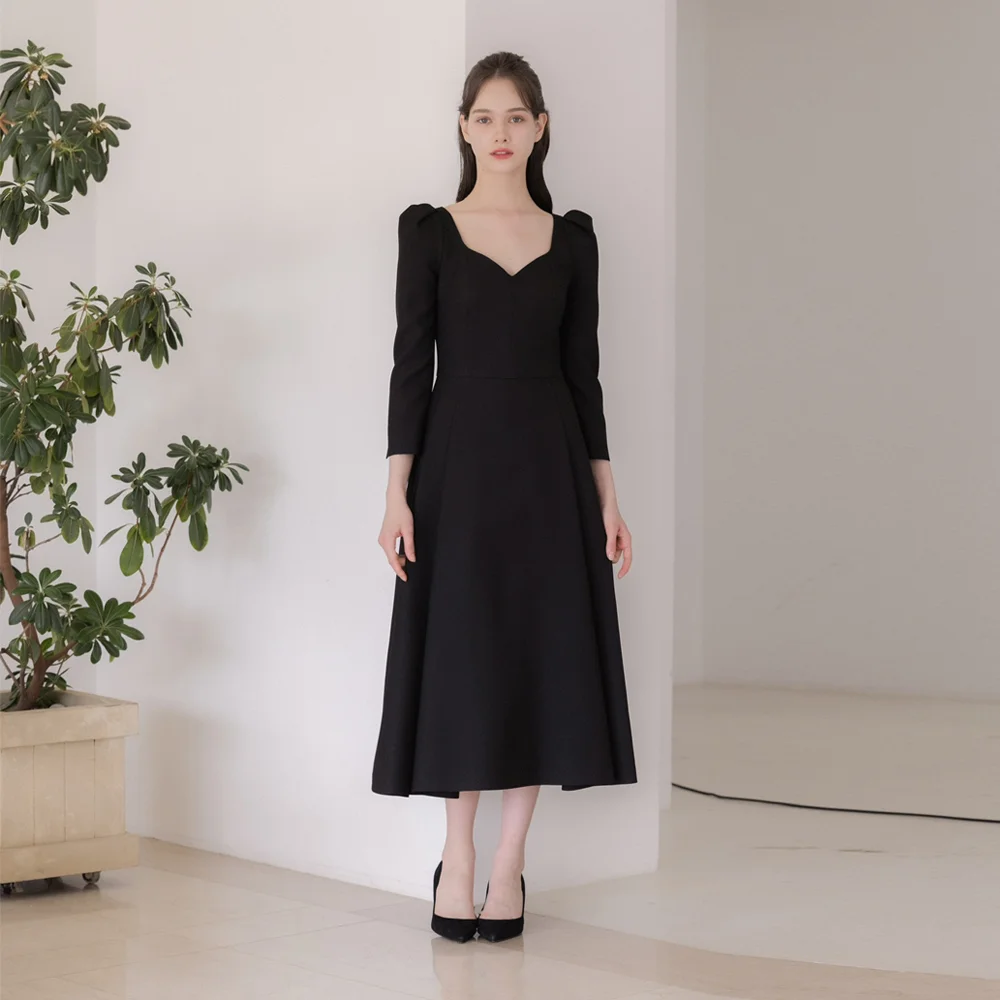 Heart-neck Flare Dress / Black(2color)