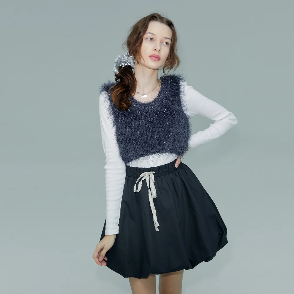 BRUSH CROP KNIT VEST (CHARCOAL)