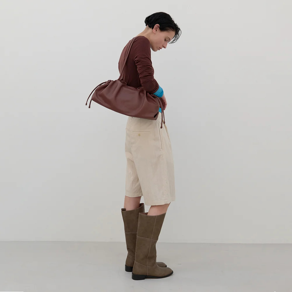 Asymmetric Shirring T-shirt (brown)