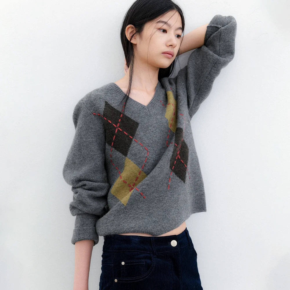 (T-7305)ARGYLE WOOL STITCH POINT V-NECK KNIT