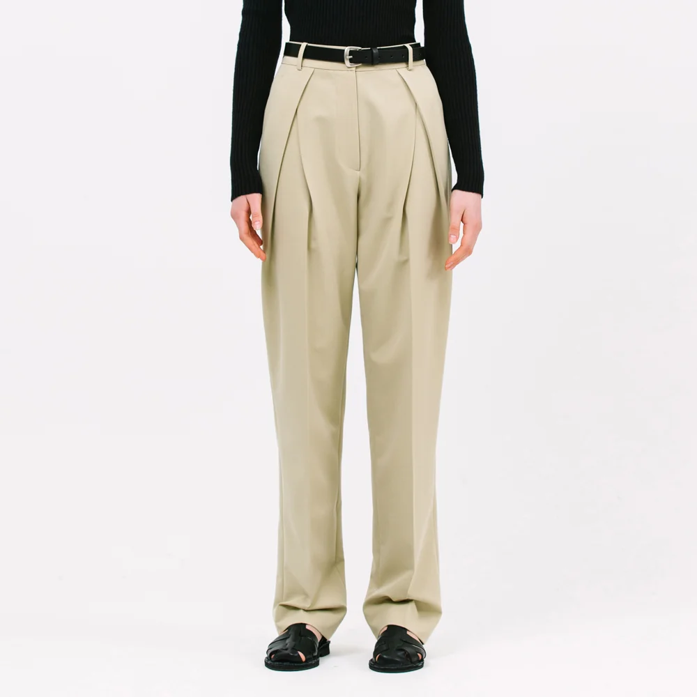 crossed tuck pants_light khaki