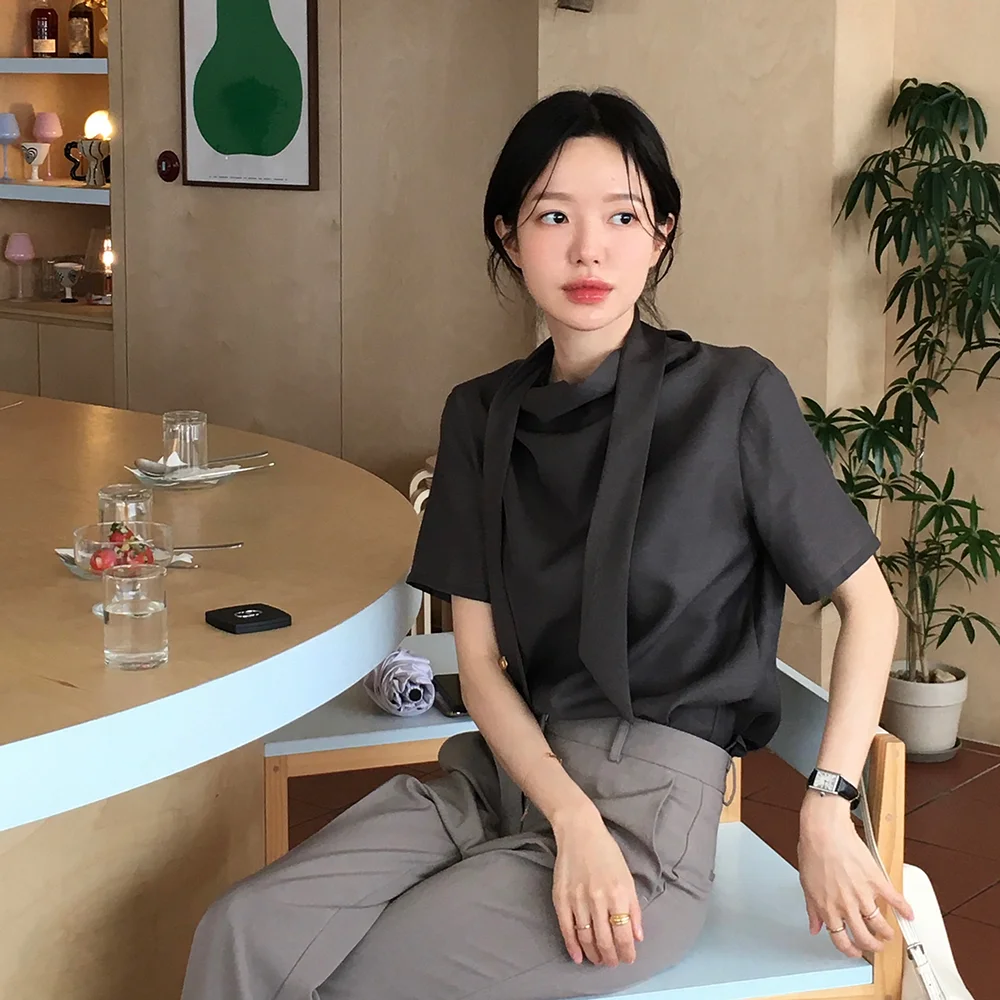 Draped tie half blouse_brown