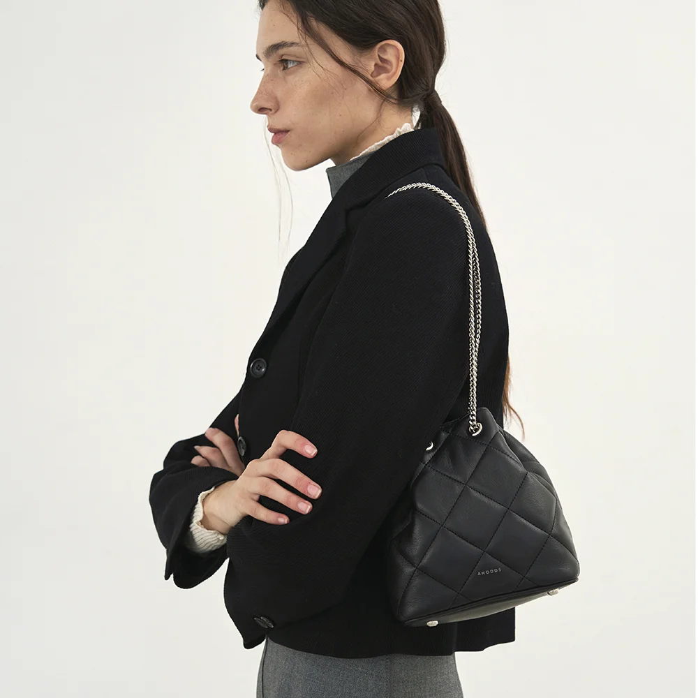 TIWI SHEEPSKIN QUILT chain mini bucket bag 3 color