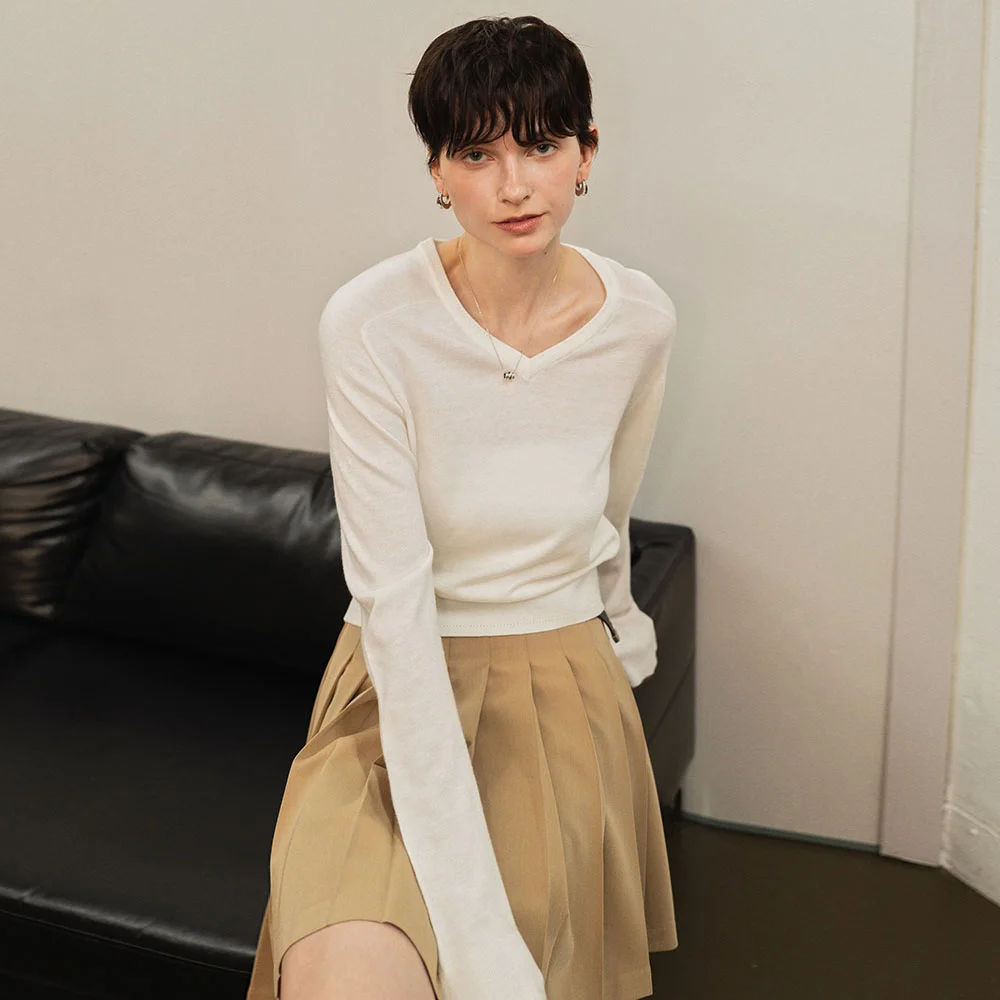 WOMAN 標誌款 V領 套頭 / WBE1L05522
