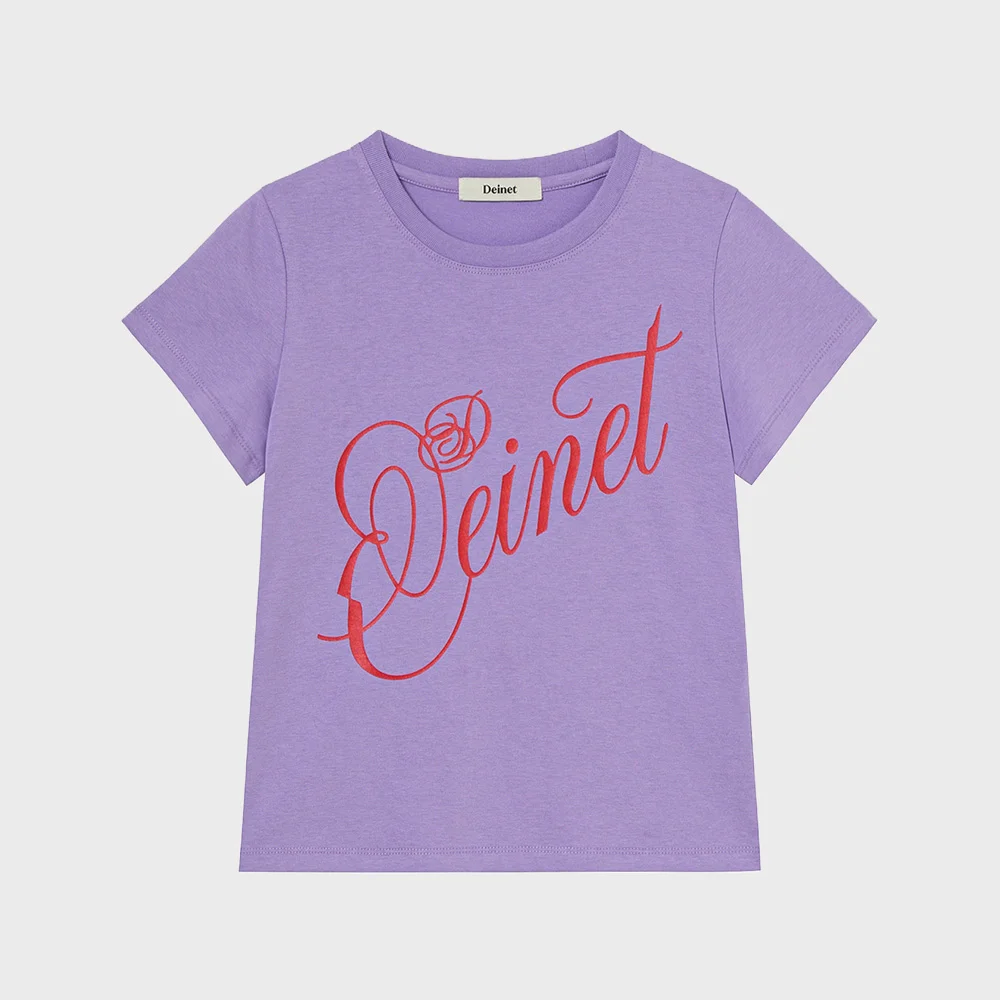 ROSE TYPO GRAPHIC T-SHIRT IN LIGHT PURPLE