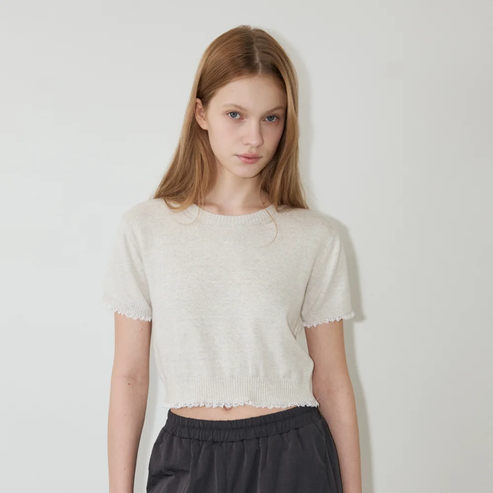 Moment Crop Knit (Light Melange Gray)