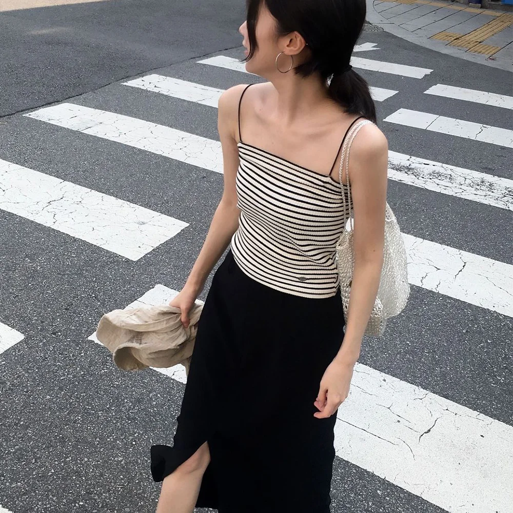 Thin line stripe sleeveless - black