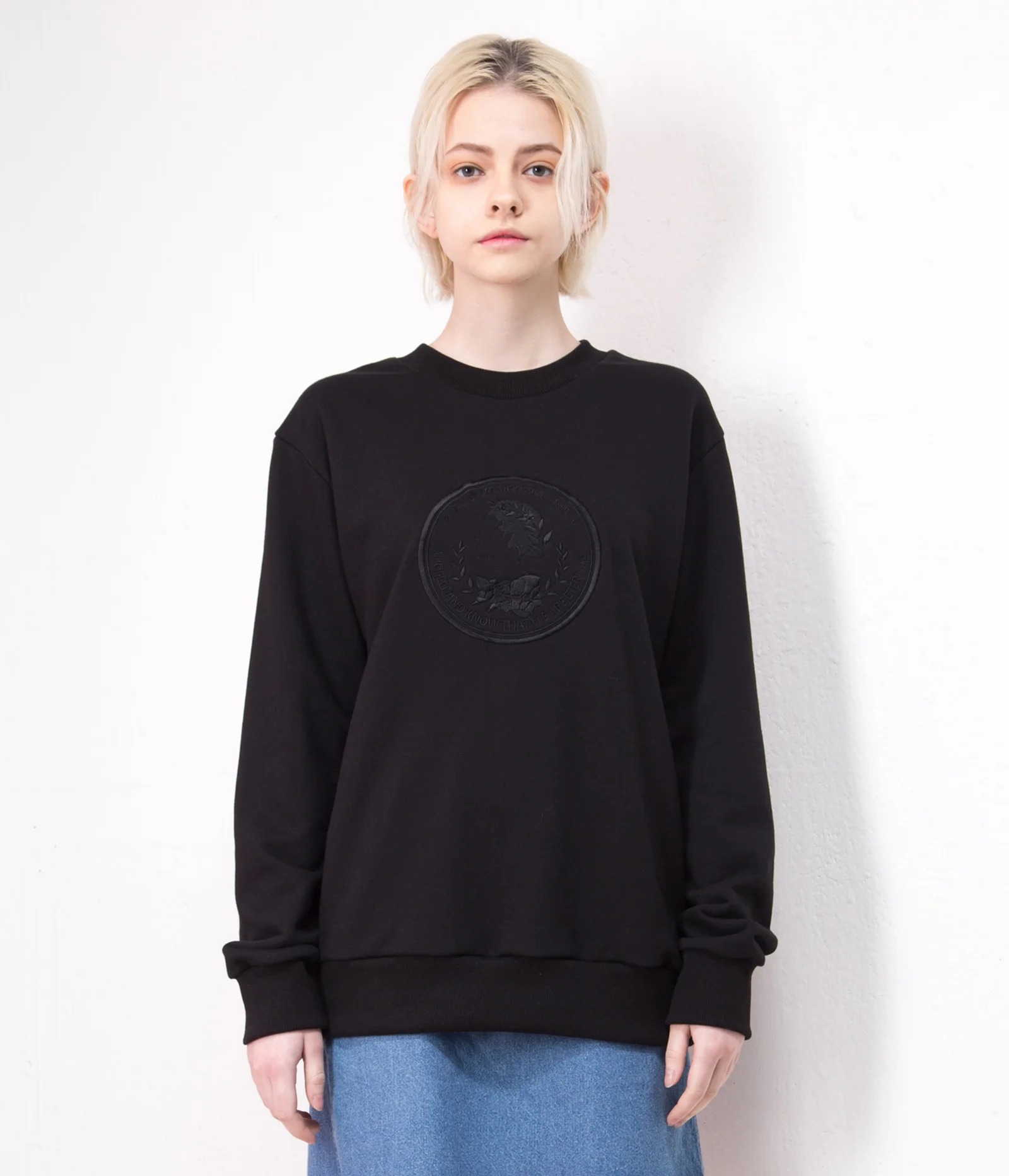 NEEDLEPOINT SWEATSHIRTS_BLACK