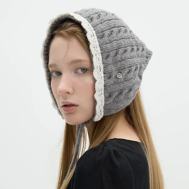 Knitting Kerchief - Grey