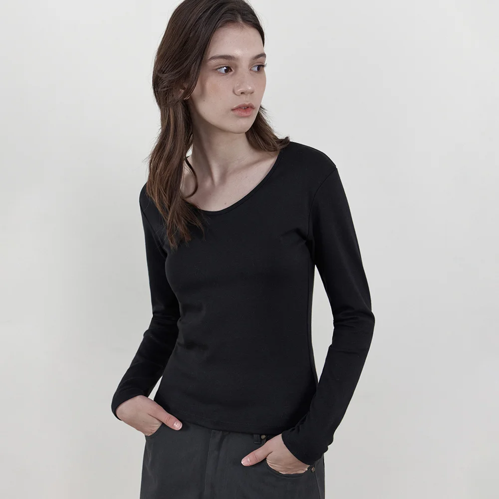 Soft Scoop-Neck Long-Sleeve Tee_BLACK(WB6TP46)