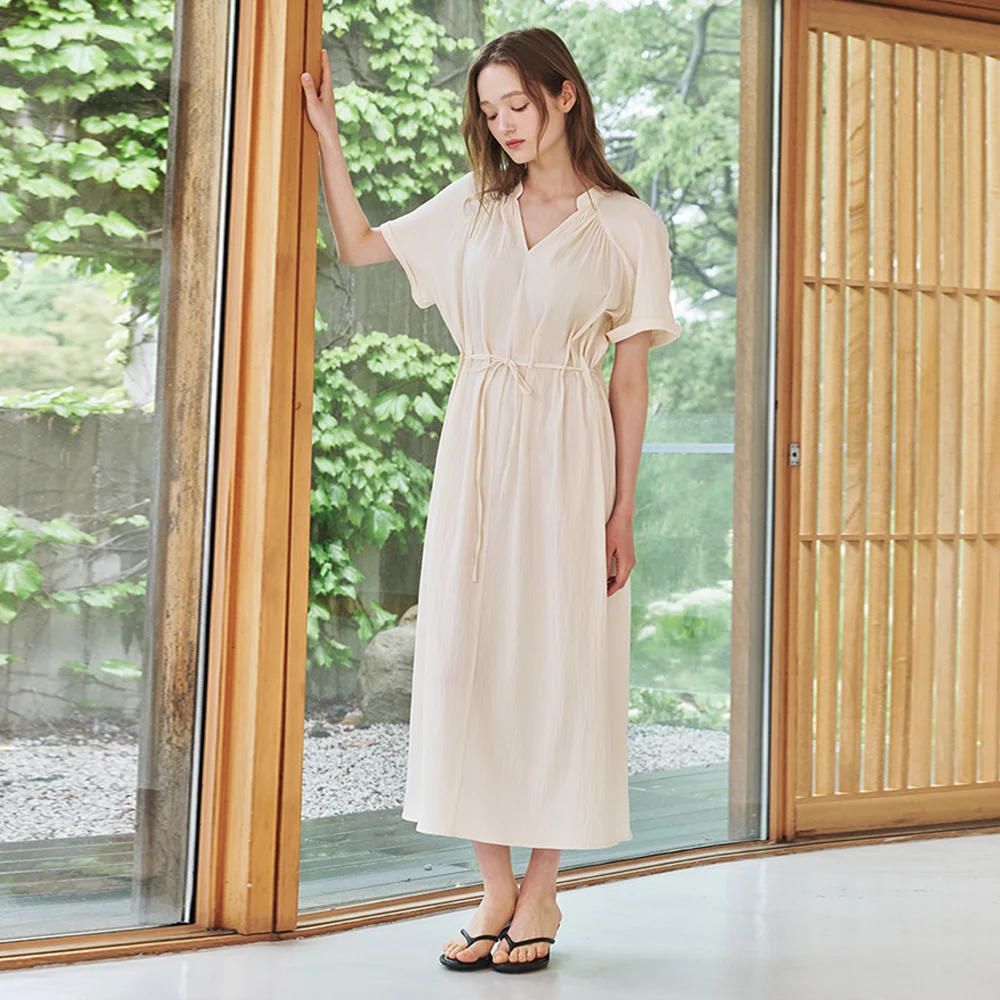 V領 抽褶 連身裙-象牙色 / V-Neck Shirring Dress - Ivory