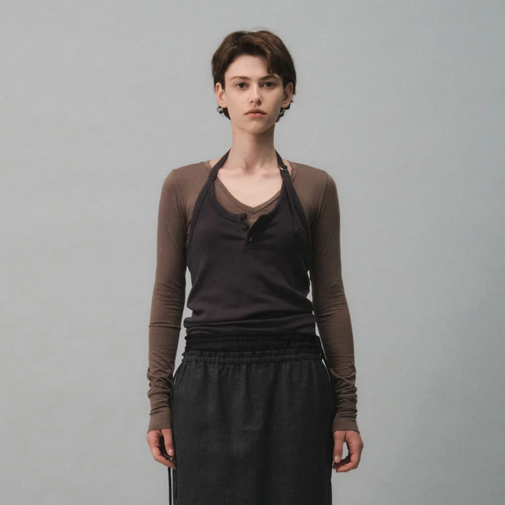 ROSY V-NECK SLEEVE (BROWN)