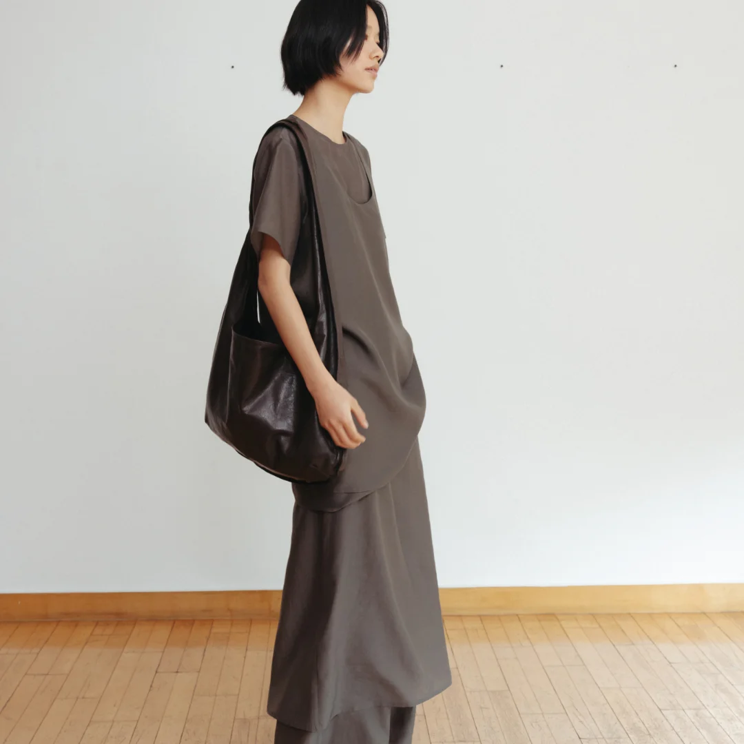 Sheer dress (light gray / black / brown)