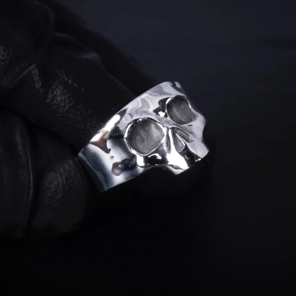GOODNIES & JO SILVER: THE SKULL RING