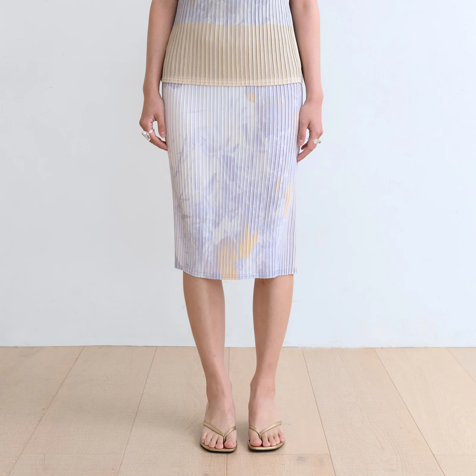 AIRY MIDI SKIRT (SOFT LEMON)