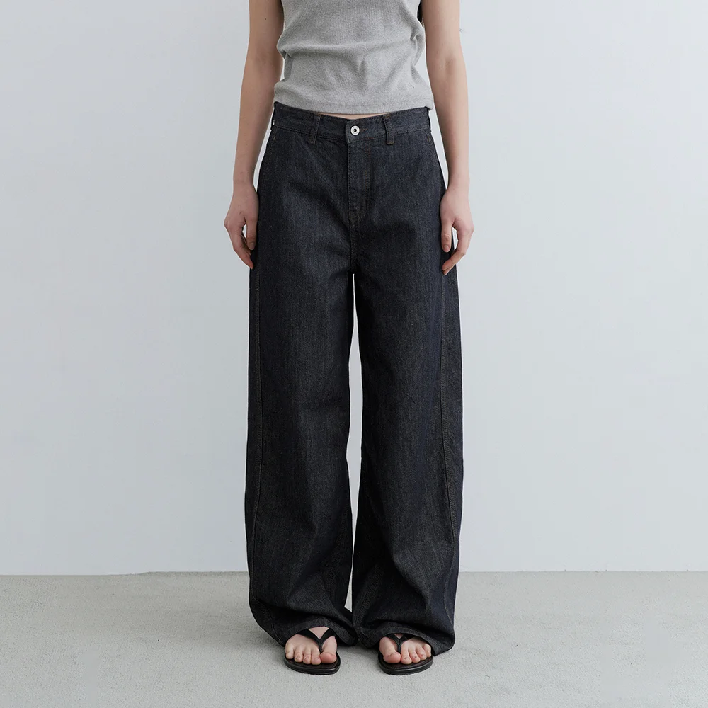 Nonfade barrel jean