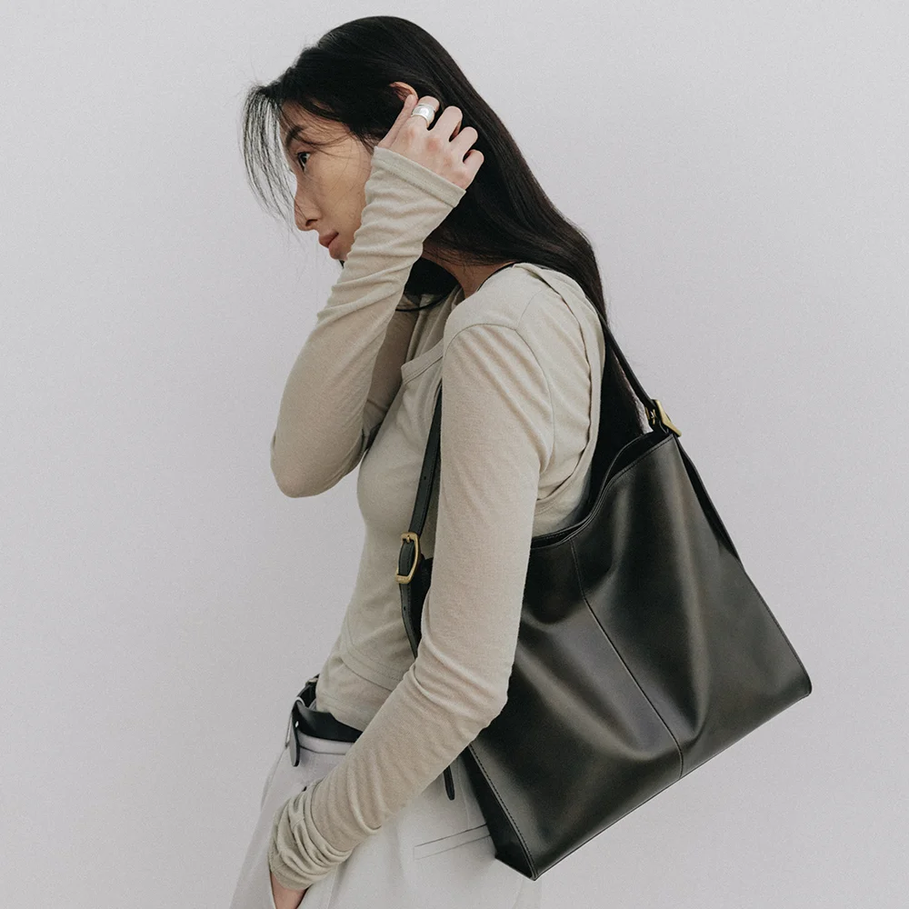 ARETE BAG (SOFT BLACK)