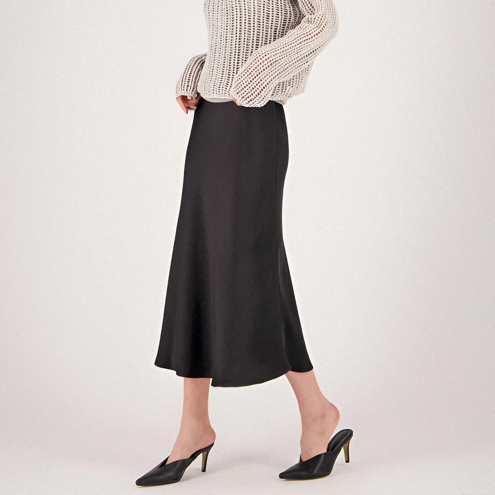 Satin A-line Skirt _Black