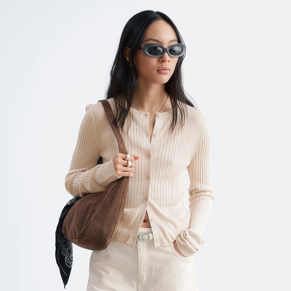 唇 針織衫 開襟外套 (Light Beige)