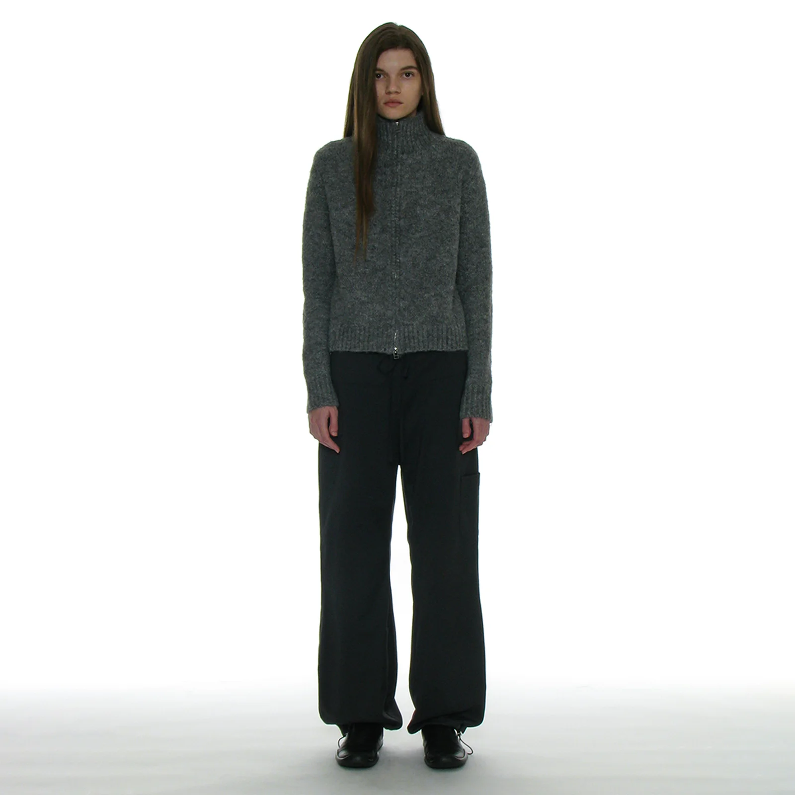 DRAWSTRING ROUNDING SLACKS_CHARCOAL