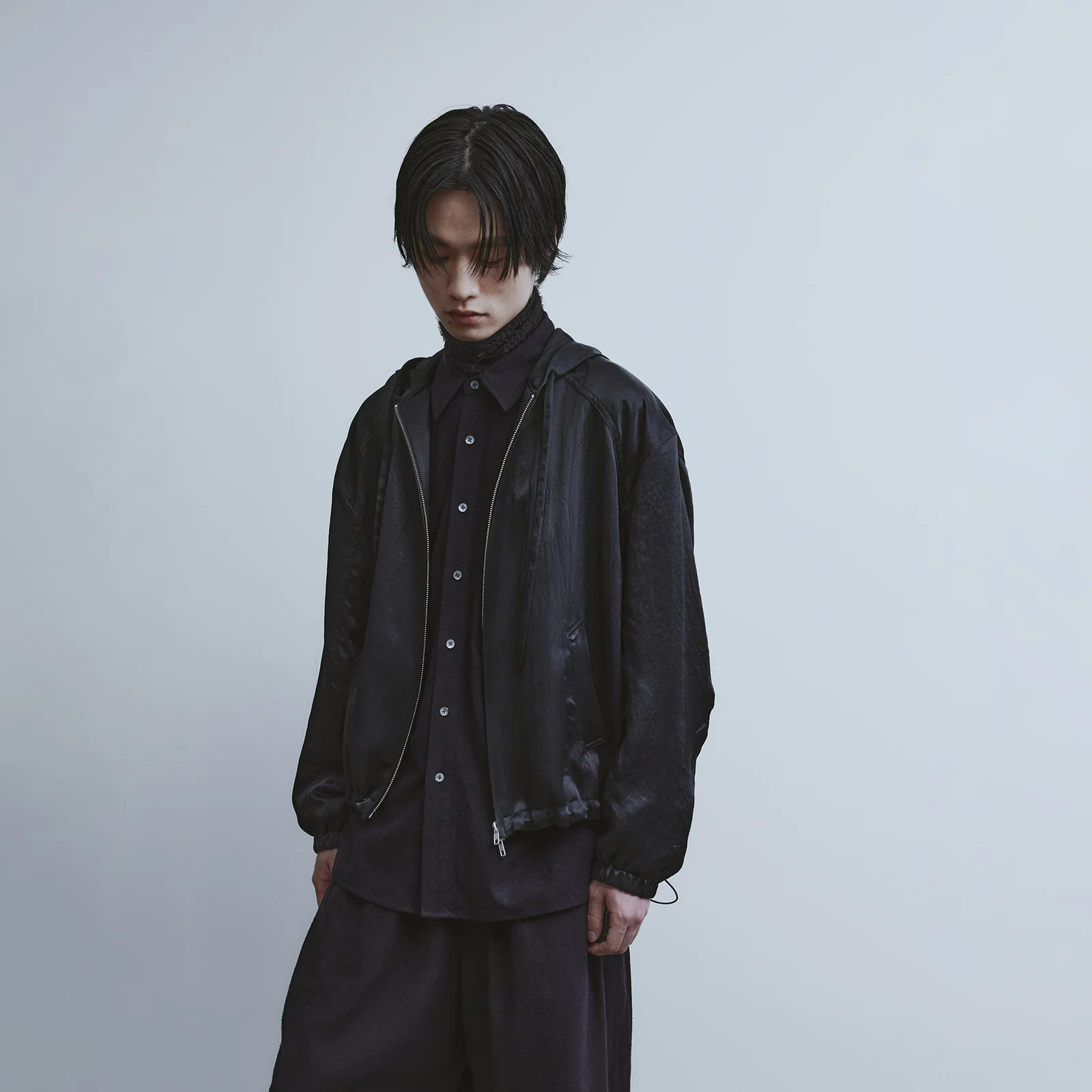Hooded Jumper-Black