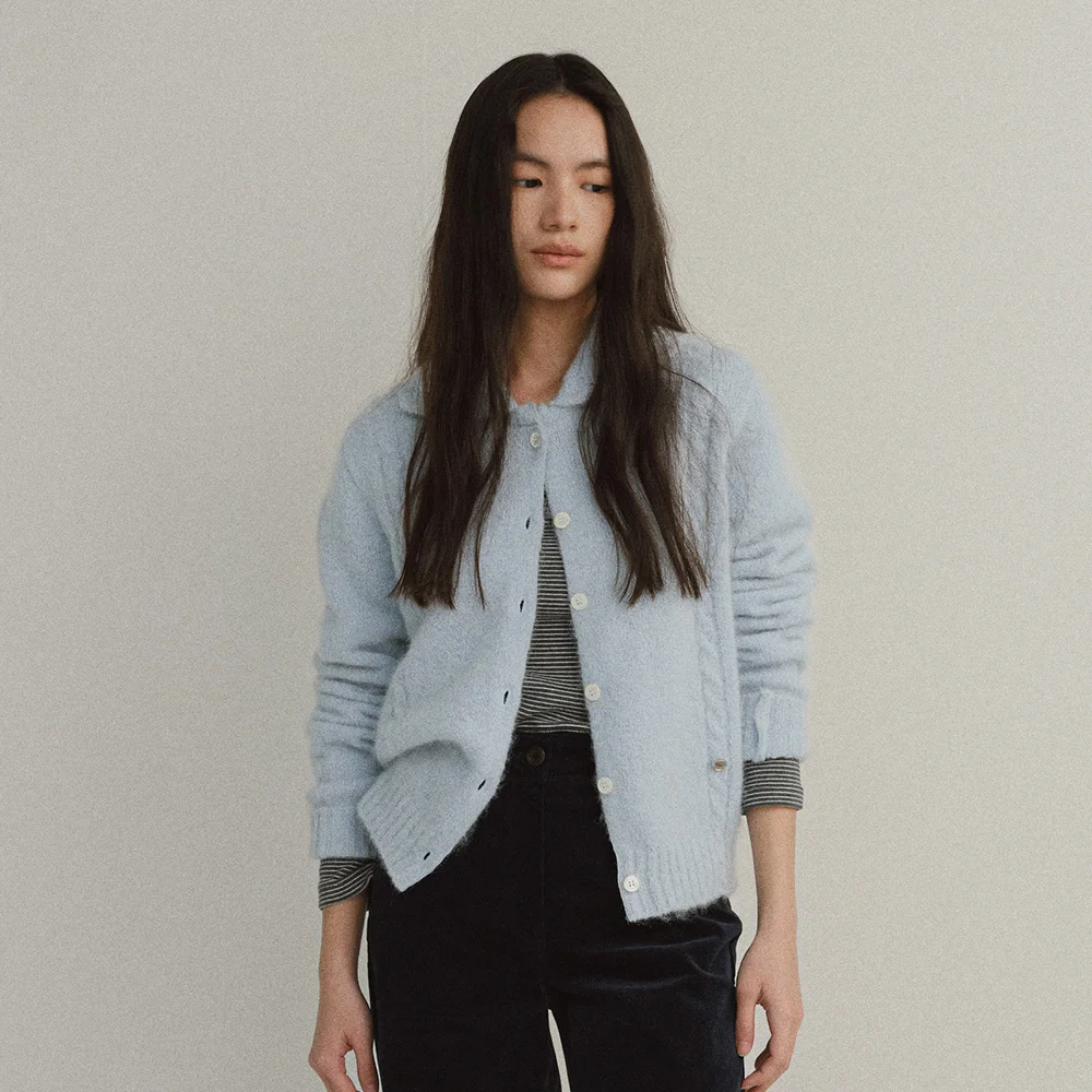 ALPACA CARDIGAN (BABY BLUE)