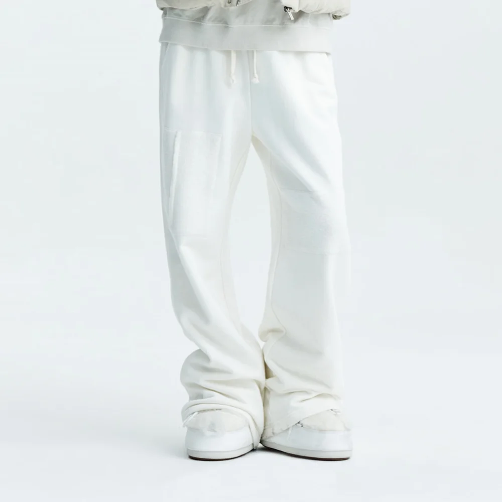 PATCH POINT SWEATPANTS IN IVORY