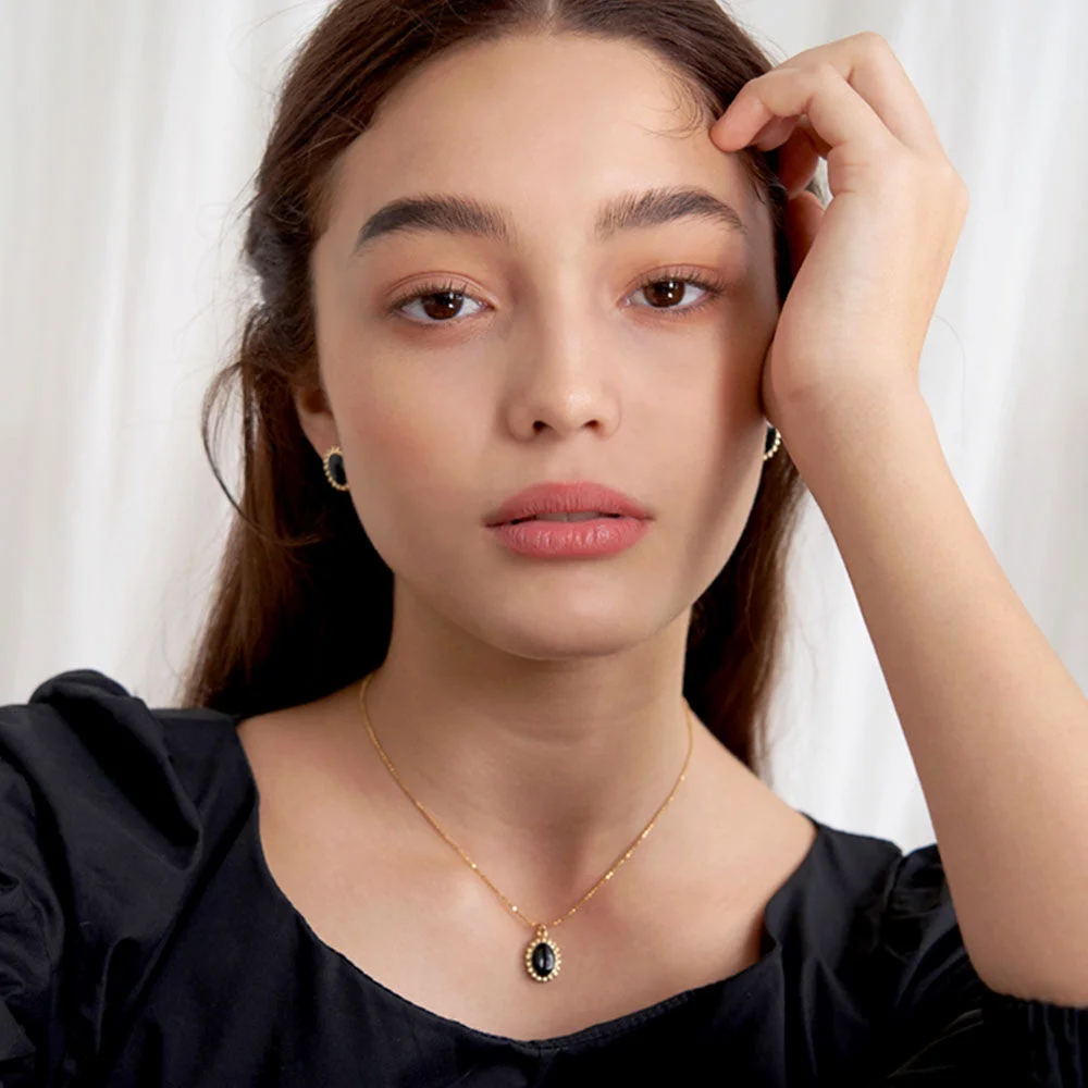 romantic mood circle necklace (black)