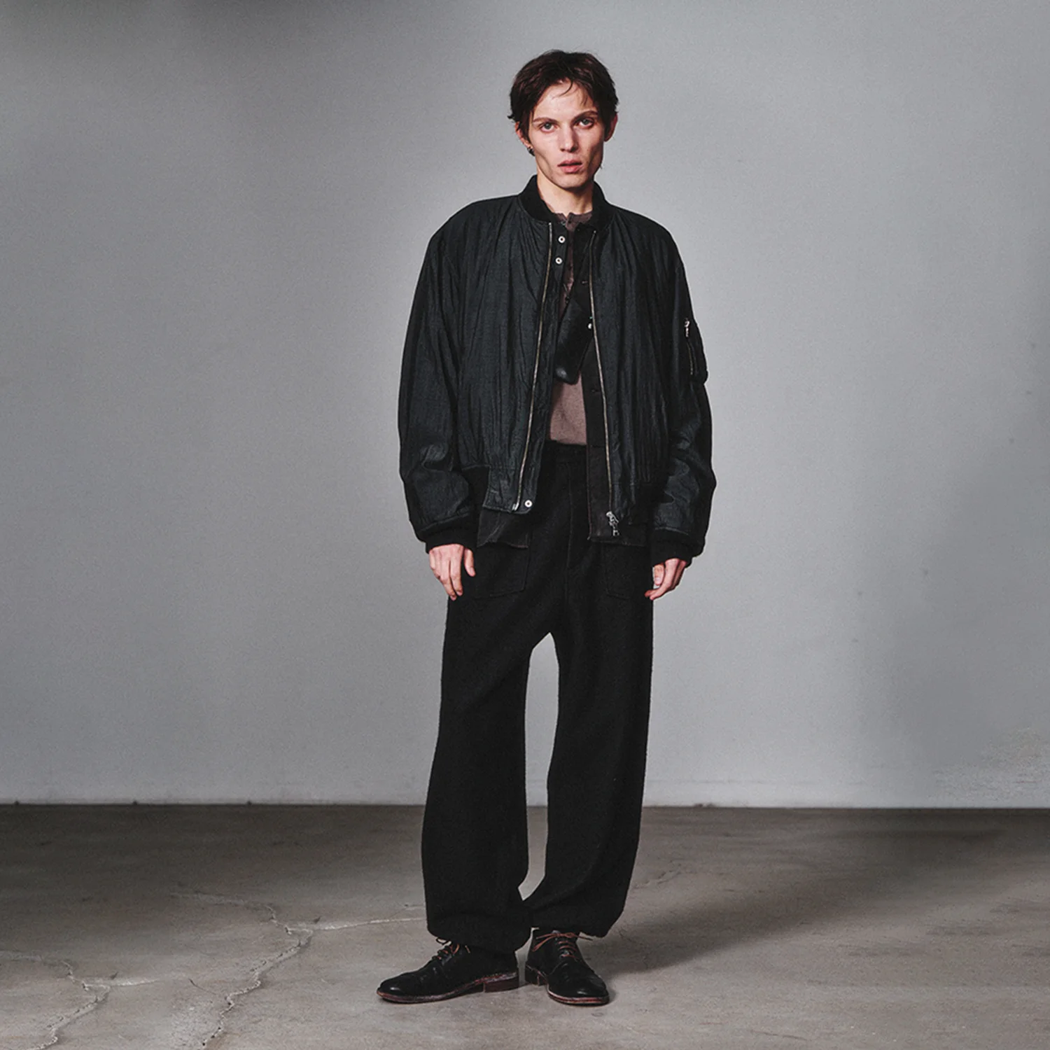 Garment-Dyed Rayon Ma-1_Dusty Black
