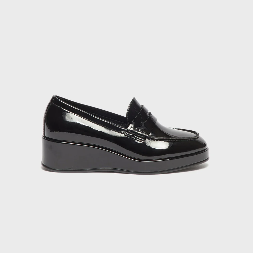 Wedge penny loafer(black)_DG1DA26521BLK