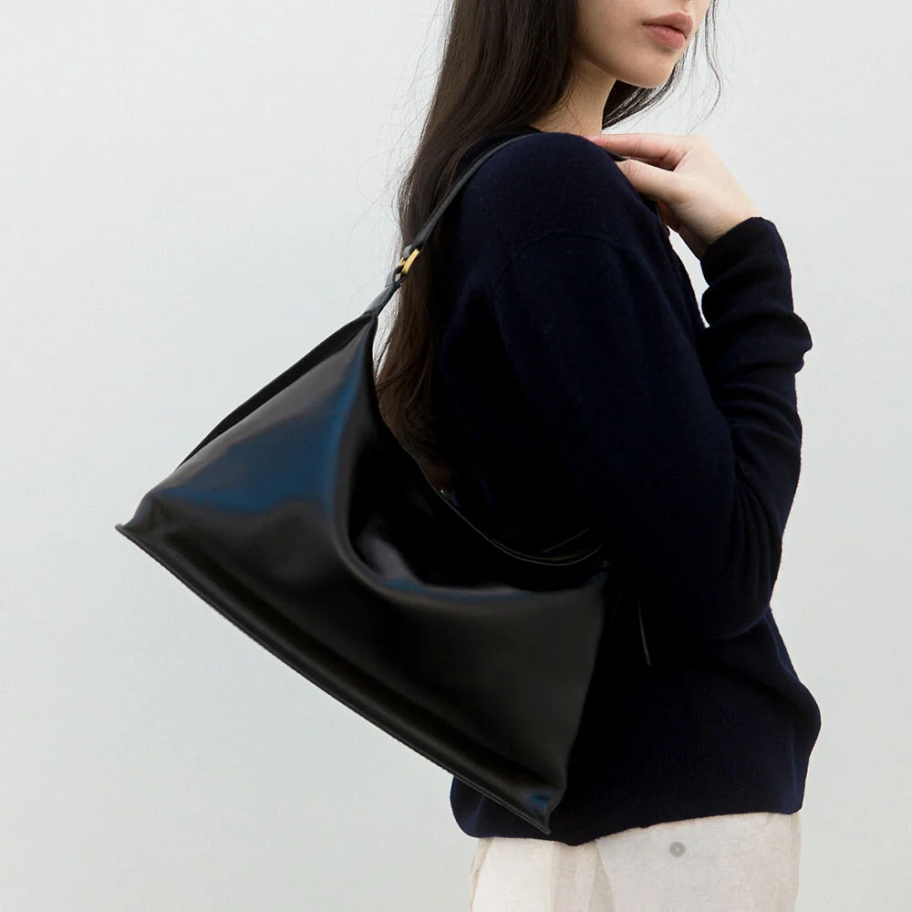 ARETE DEMI BAG (SOFT BLACK)