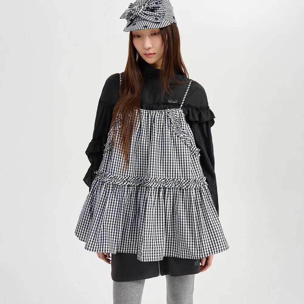 Frill Point Half-Neck Blouse (black) LFSAM26830BKX