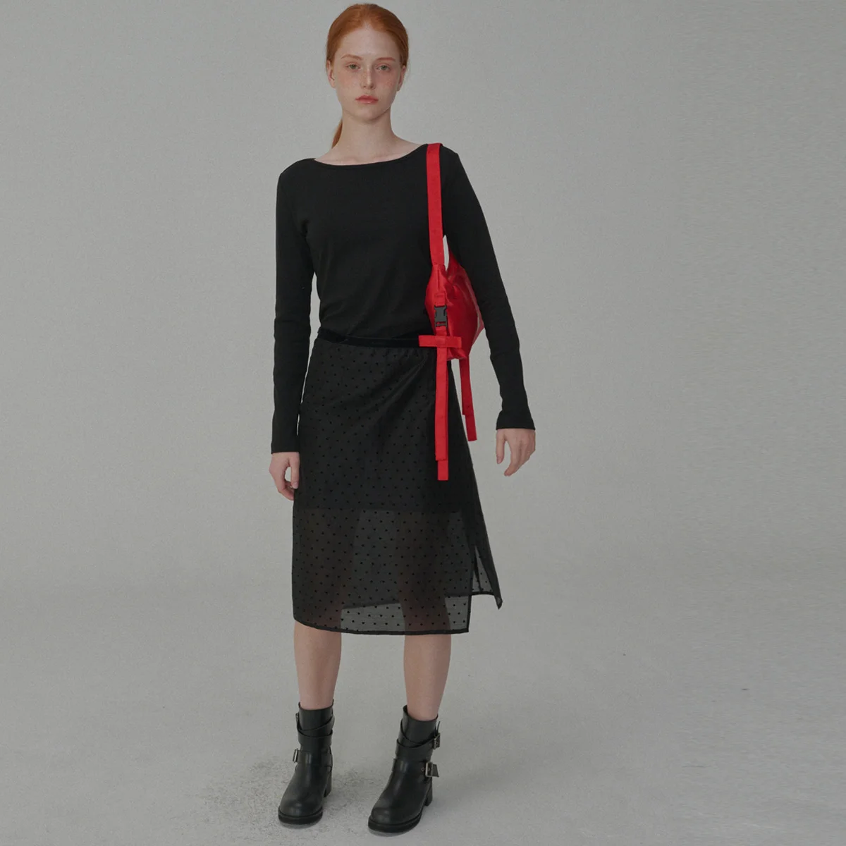 Heart-patterned Layered Wrap Skirt_Black