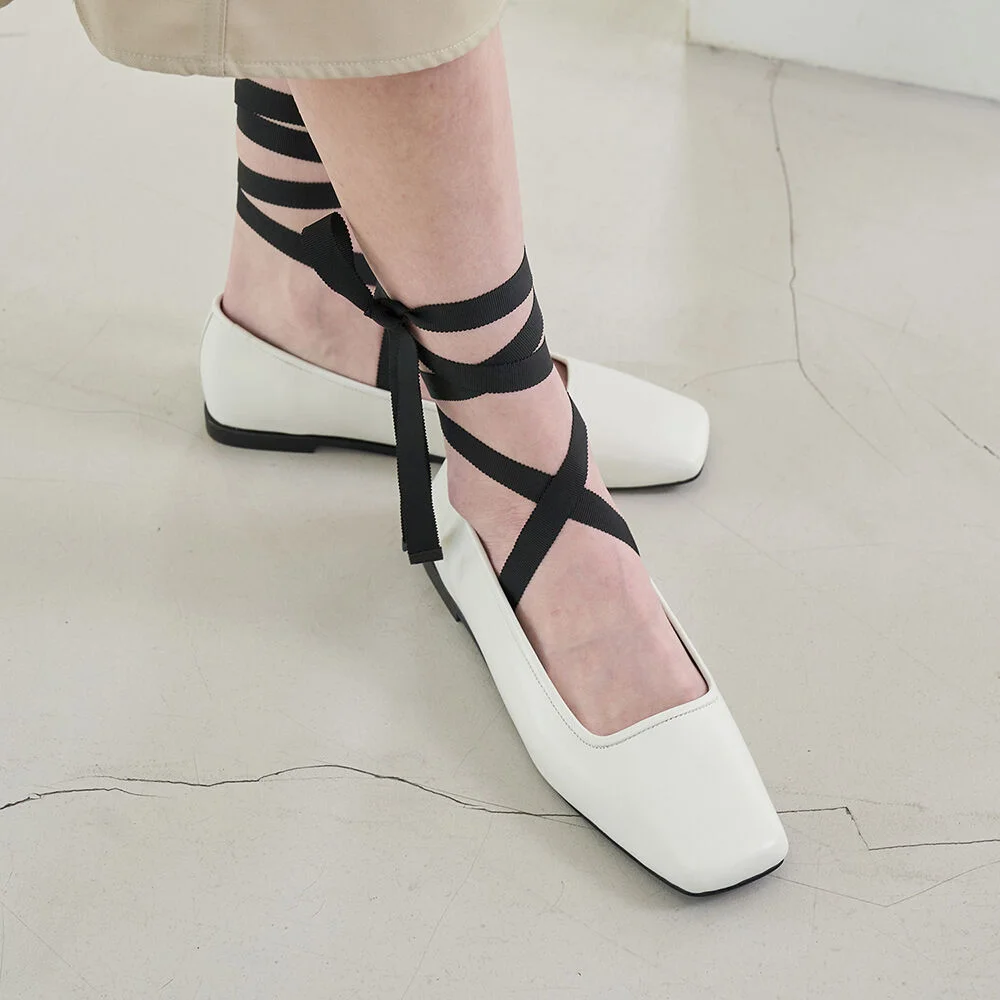 Gigi Ballet Flats Ivory